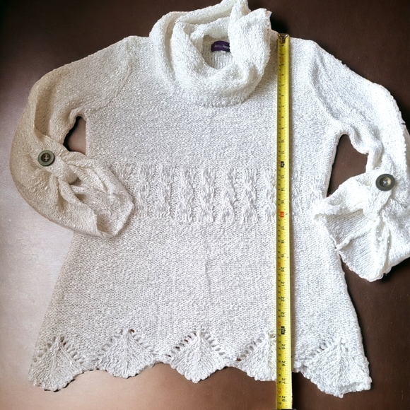 Jeune Jeunesse Vtg Cream Pearl Embellished Cowl Neck Sweater - Picture 6 of 10